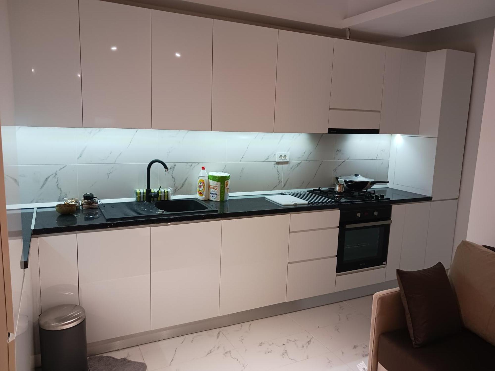 Ferienwohnung Myky Mouse Nu Primesc Santieristi Si Petrecareti Bukarest Exterior foto